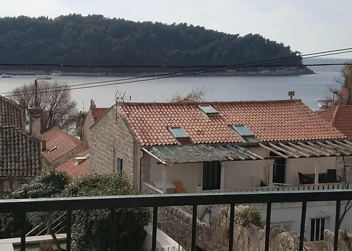 Saul - One Bedroom With Terrace And Sea View Lejlighed Cavtat