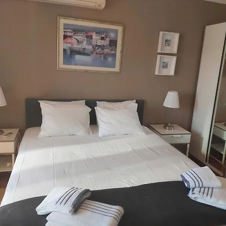 Апартаменты Saul - One Bedroom With Terrace And Sea View Цавтат